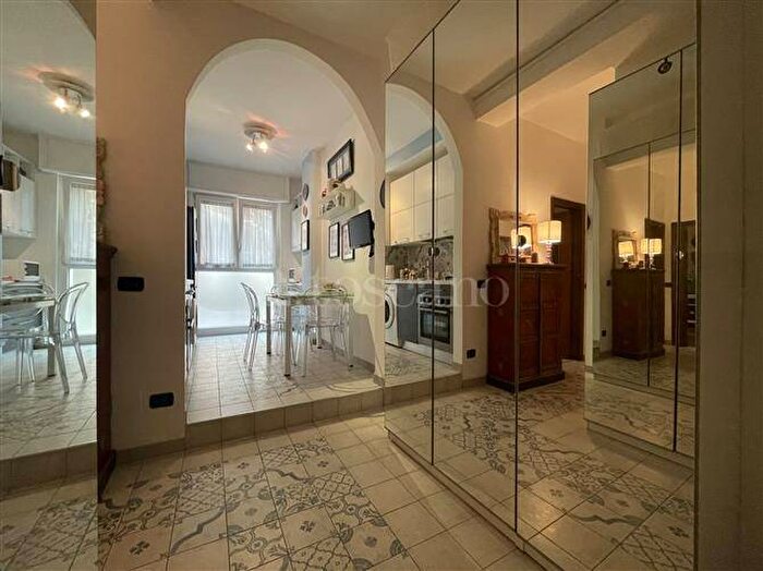 Appartamento in affitto in Via Giambellino, Giambellino, Milano