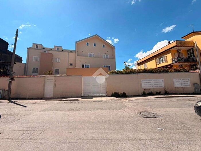 Casa bilocale in affitto in Via Madonna delle Grazie, Centro, Mugnano di Napoli