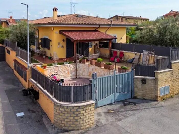 Casa trilocale in vendita in Via del Fontanile Tuscolano, Frascati