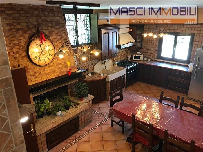 Casa quadrilocale in vendita in Via di Valle Conca a Fiano Romano, Fiano Romano