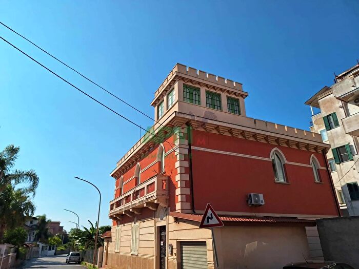 Casa con 6 locali in vendita in Via Risorgimento, Campo Calabro