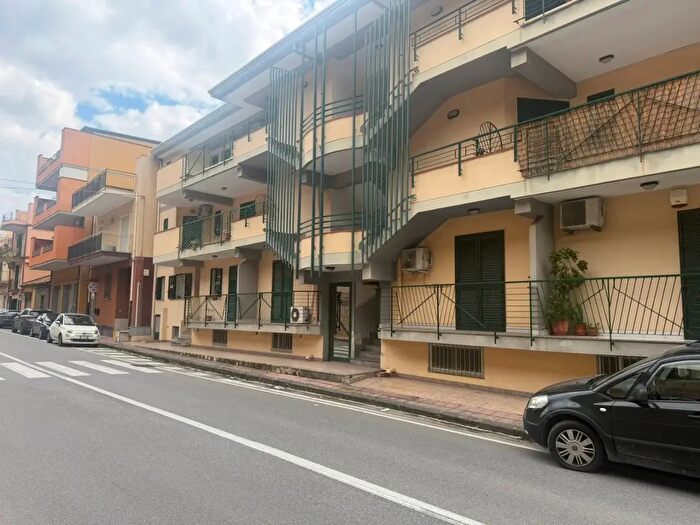 Appartamento con 5 locali in vendita in Via Roma, Itala