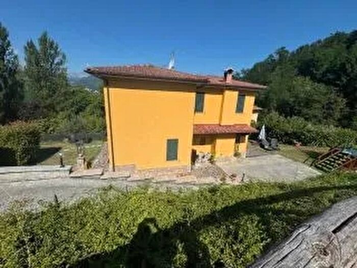 Casa con 5 locali in vendita in San Romano In Garfagnana