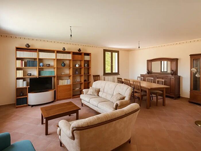 Appartamento in vendita in Casina