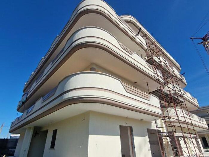 Appartamento con 5 locali in vendita in Via di Casal Morena, Roma