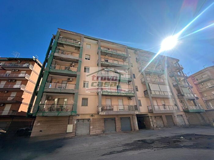 Appartamento quadrilocale in vendita in Via Filippo Juvura, Siracusa