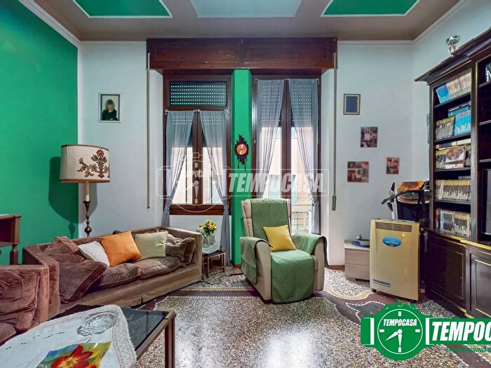 Appartamento quadrilocale in vendita in Via dei Mille, Novi Ligure