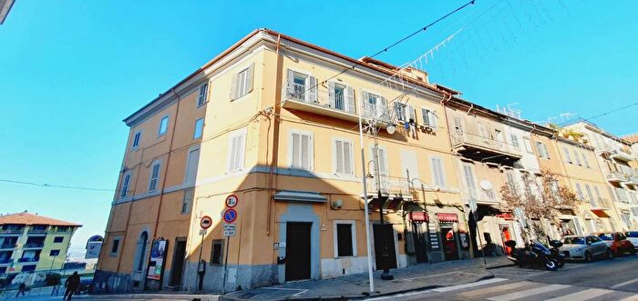 Appartamento con 5 locali in vendita in Corso Vittoria Colonna Marino, Marino