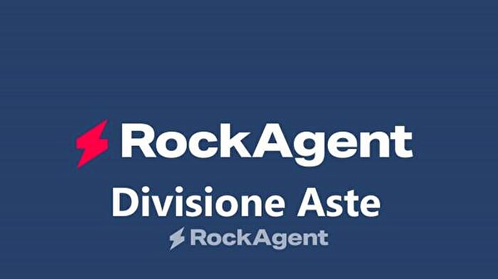 Appartamento quadrilocale in vendita in Via Domenico Urbano, Bitonto