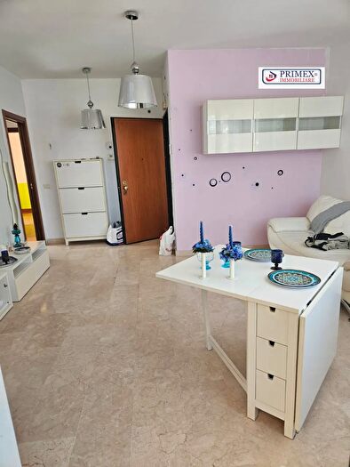 Appartamento trilocale in affitto in Via Roberto Raviola, Roma