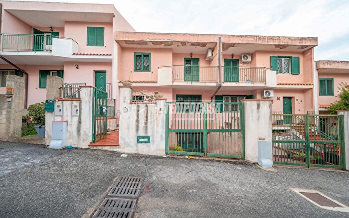 Casa quadrilocale in vendita in Via dei Rododendri, Messina