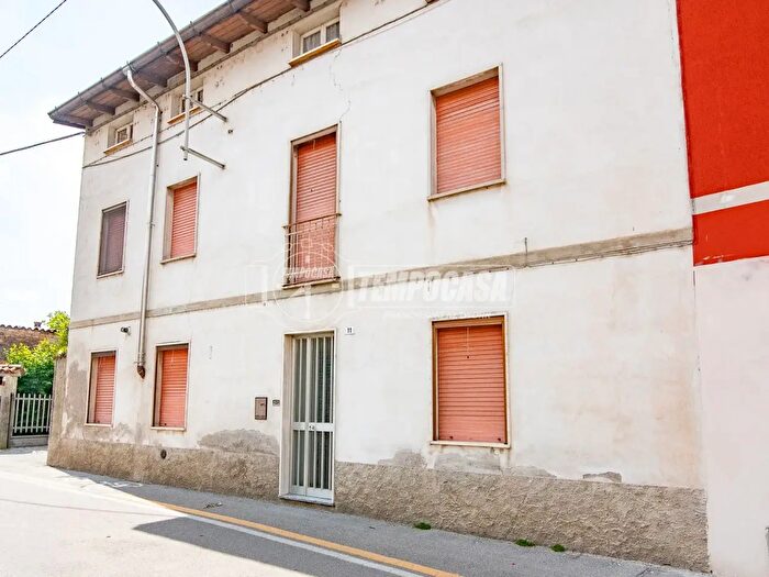 Appartamento trilocale in vendita in Via Cerchia delle Mura, Mozzanica