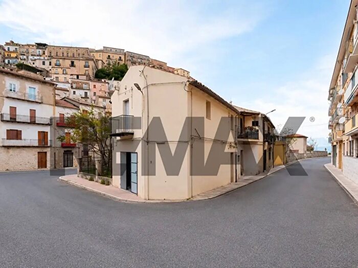 Appartamento trilocale in vendita in CoriglianoRossano