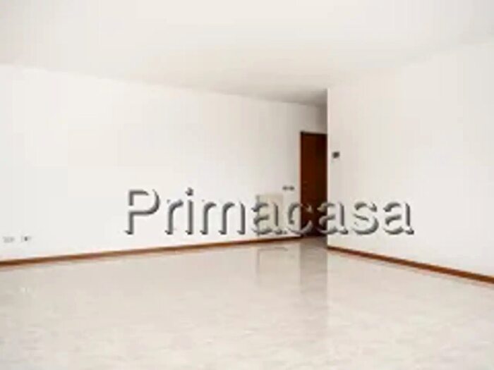 Appartamento quadrilocale in vendita in Via Provinciale, Lavagno