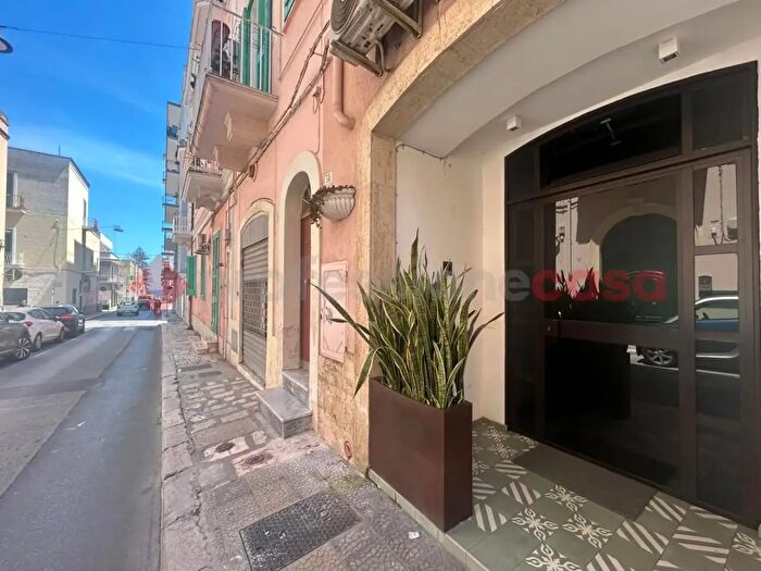 Casa monolocale in vendita in Via Cadorna, Monopoli