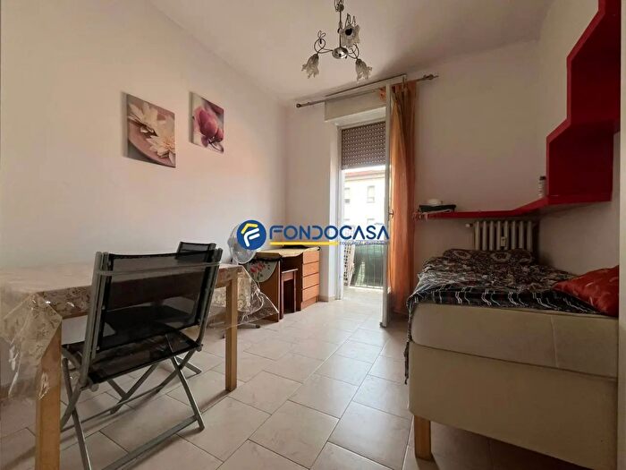 Appartamento bilocale in vendita in Via Roma, Carnate