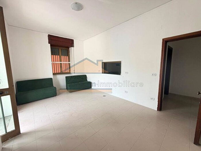 Appartamento trilocale in affitto in Via San Francesco a Patria, Asi Ponte Riccio, Giugliano in Campania