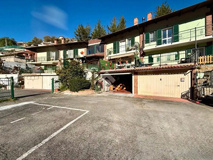 Appartamento quadrilocale in vendita in Villaggio Borgo Nuovo Stellanello, Stellanello