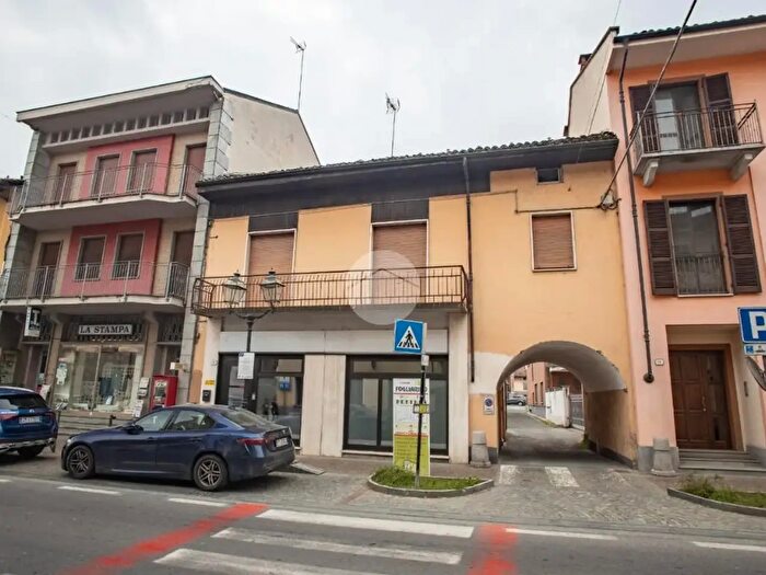 Appartamento quadrilocale in vendita in Via Roma, Genola