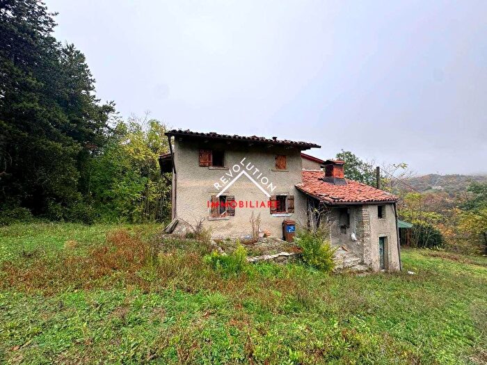 Casa con 6 locali in vendita in Sr, Citta Di Castello