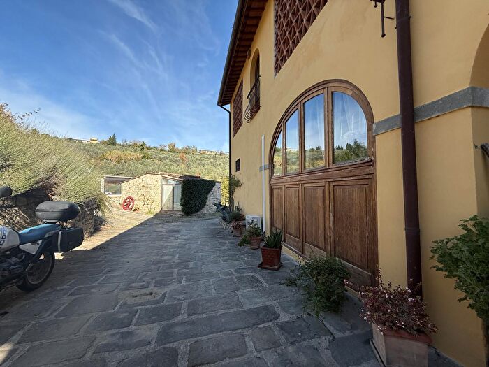 Casa quadrilocale in vendita in Via dellArrigo, Scandicci