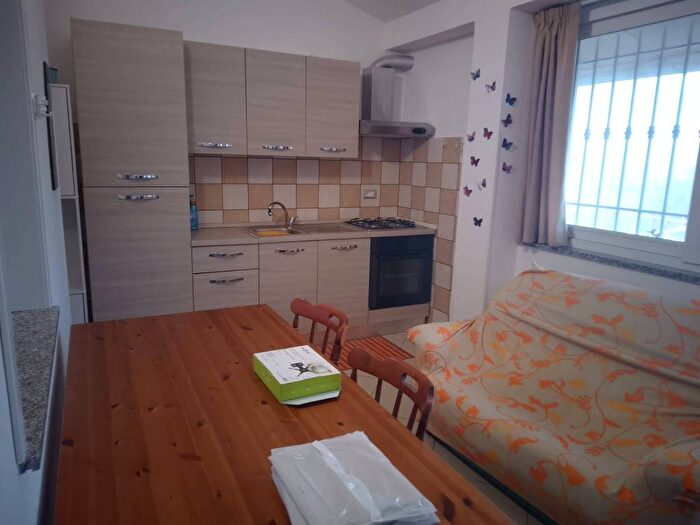 Appartamento bilocale in affitto in Via Morolense, Morolo