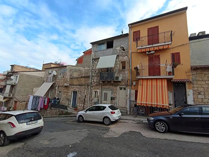 Casa con 6 locali in vendita in Via Giuseppe di Vittorio, Ramacca