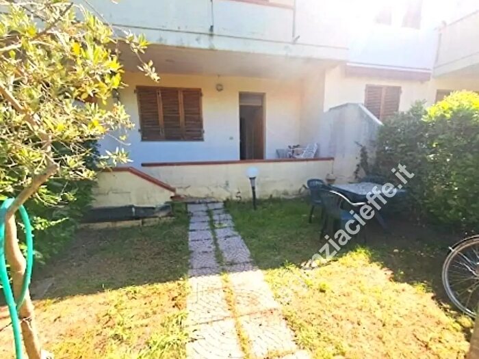 Appartamento trilocale in vendita in Massa