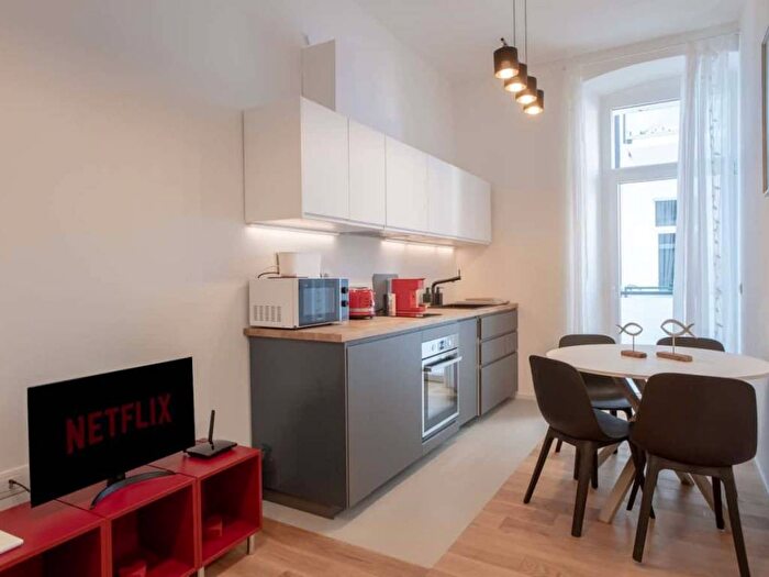 Appartamento trilocale in affitto in Via Cecilia de Rittmeyer, Roiano, Trieste