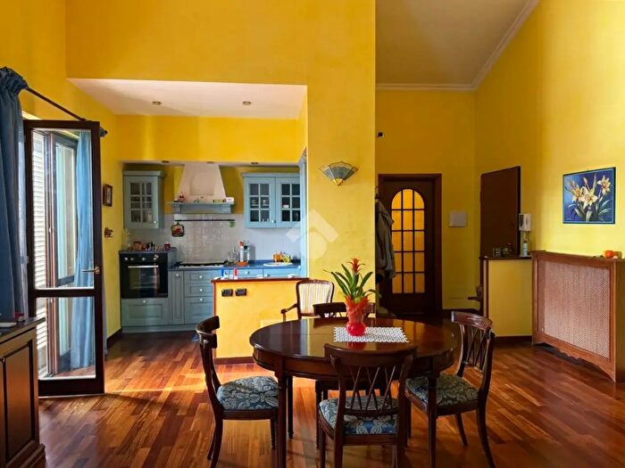 Appartamento trilocale in vendita in Via Cavour, Attigliano