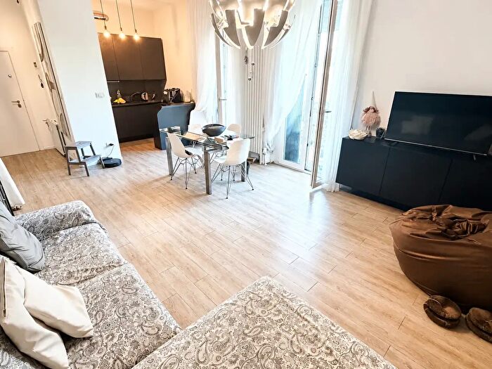 Appartamento trilocale in vendita in Via del Marinaio, Rimini