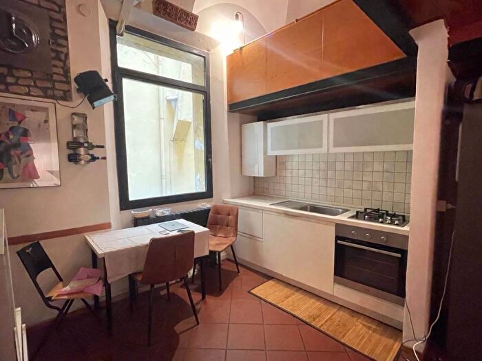 Appartamento monolocale in affitto in Via Saragozza, Saragozza dentro le Mura, Bologna