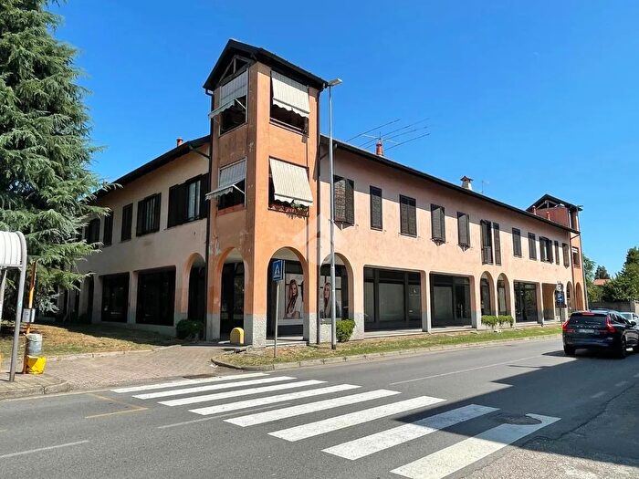 Appartamento bilocale in vendita in Via Damiano Chiesa, Dairago