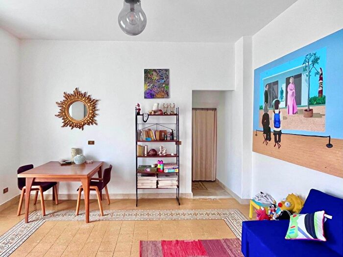 Appartamento trilocale in affitto in Palermo