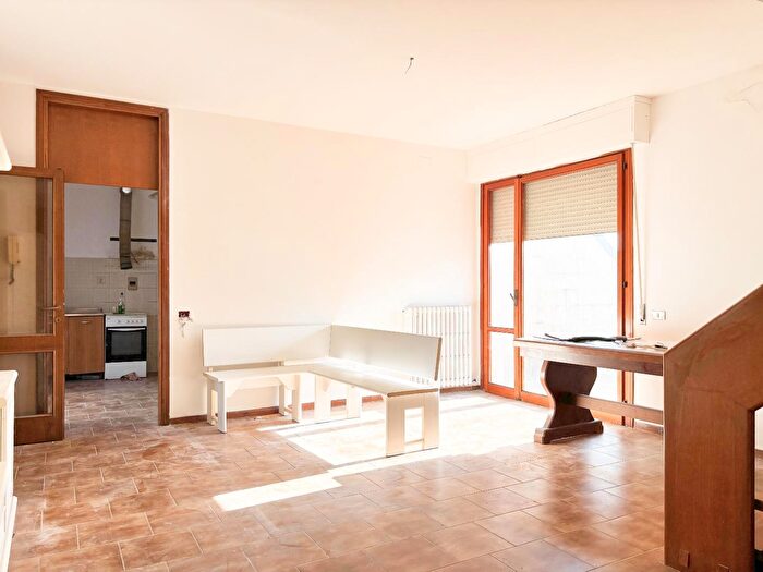 Appartamento con 6 locali in vendita in Vinci