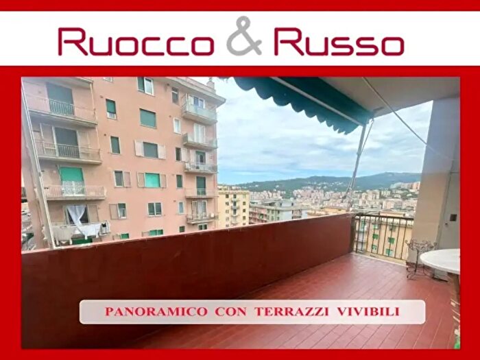 Appartamento con 5 locali in vendita in Via Franco Antolini, Genova