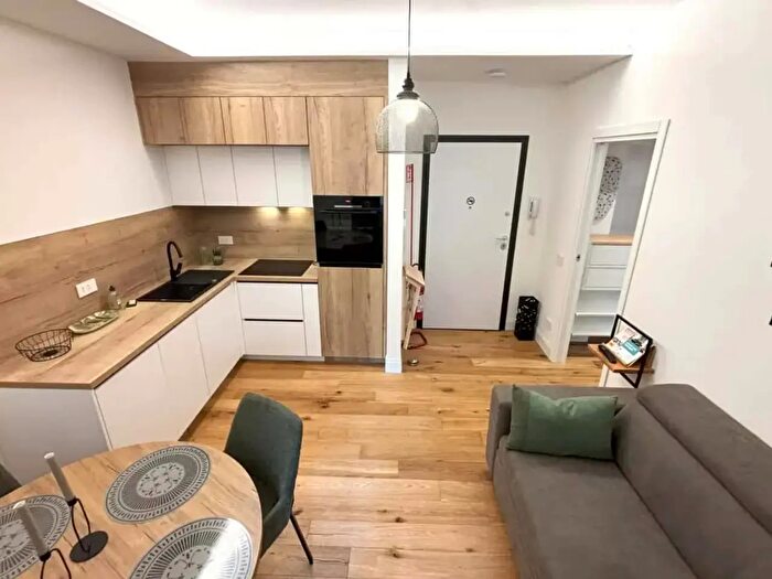 Appartamento monolocale in affitto in Viale Miramare, Trieste