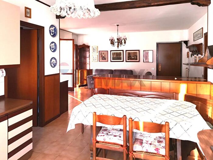 Appartamento quadrilocale in vendita in Via Divisione Acqui, Alme