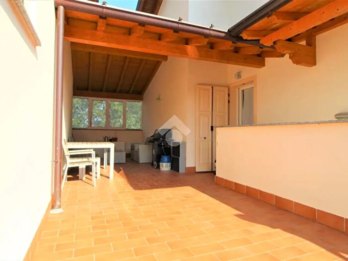 Appartamento bilocale in vendita in Via G Deledda, Pandino