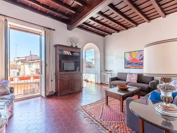 Appartamento bilocale in affitto in Via dei Giubbonari, Roma