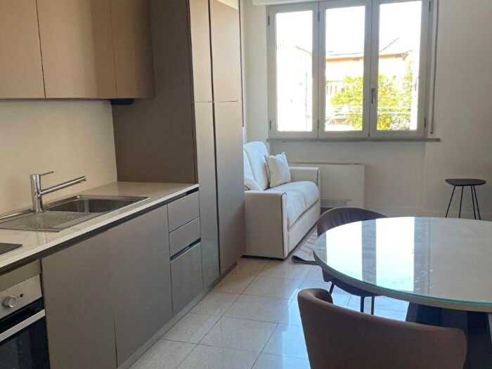 Appartamento bilocale in affitto in Piazza della Libertà, Libertà Savonarola, Firenze