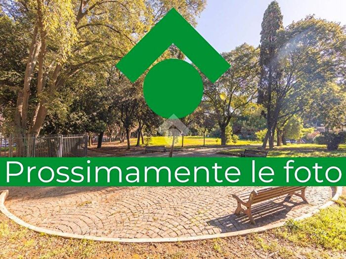 Appartamento trilocale in affitto in Via Bradano, Africano Villa Chigi, Roma