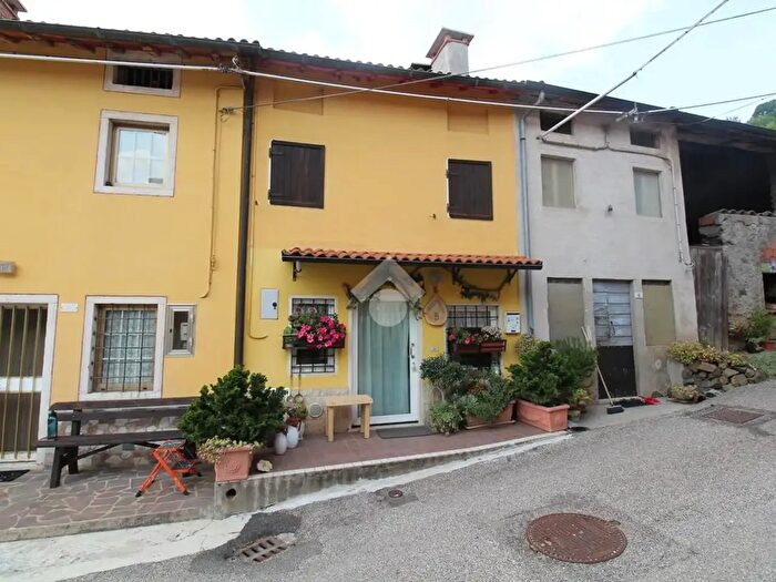 Casa trilocale in vendita in Via Fochesati, Altissimo