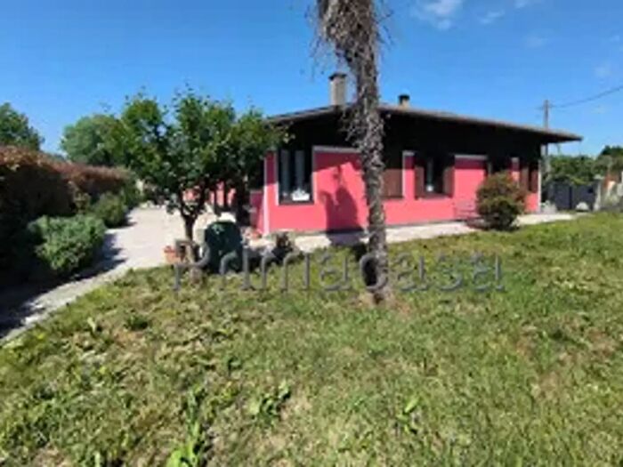 Casa con 6 locali in vendita in Via Cercariolo, Scorze