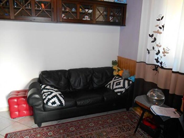 Appartamento con 5 locali in vendita in Via Montegrappa, Jesi