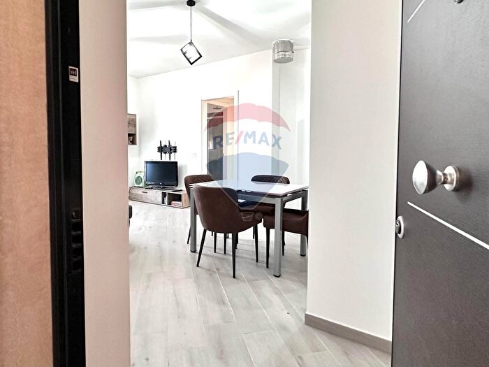 Appartamento trilocale in vendita in Via degli Etruschi, Viterbo