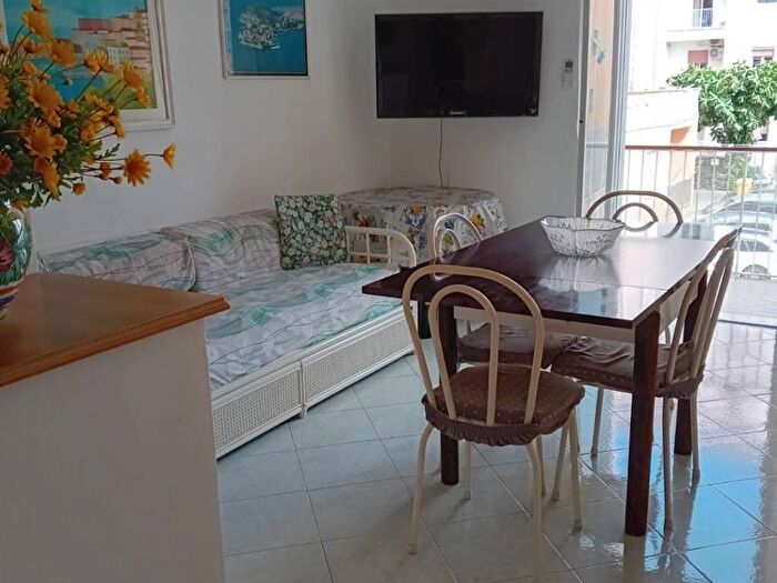 Appartamento trilocale in affitto in Via Giuseppe Garibaldi, Gaeta