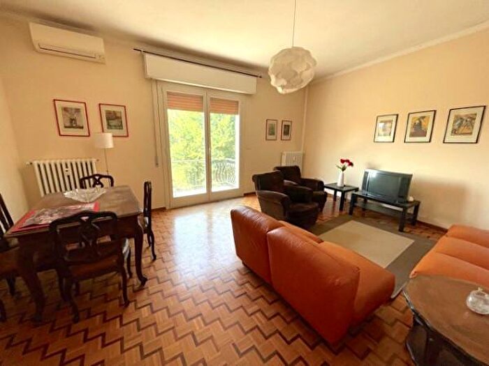 Appartamento con 5 locali in affitto in Ferrara