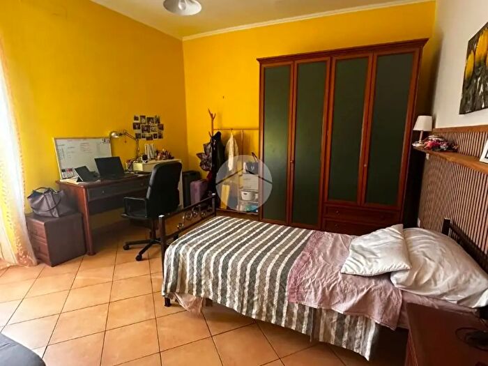 Appartamento bilocale in affitto in Via dei Marrucini, Roma