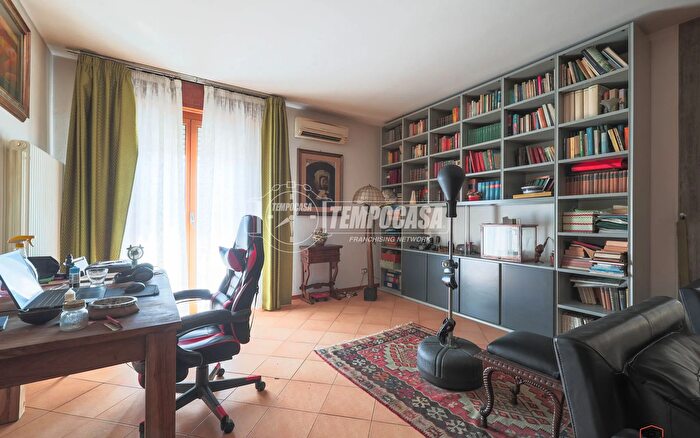 Casa con 6 locali in vendita in Via Belfiore, Ravenna